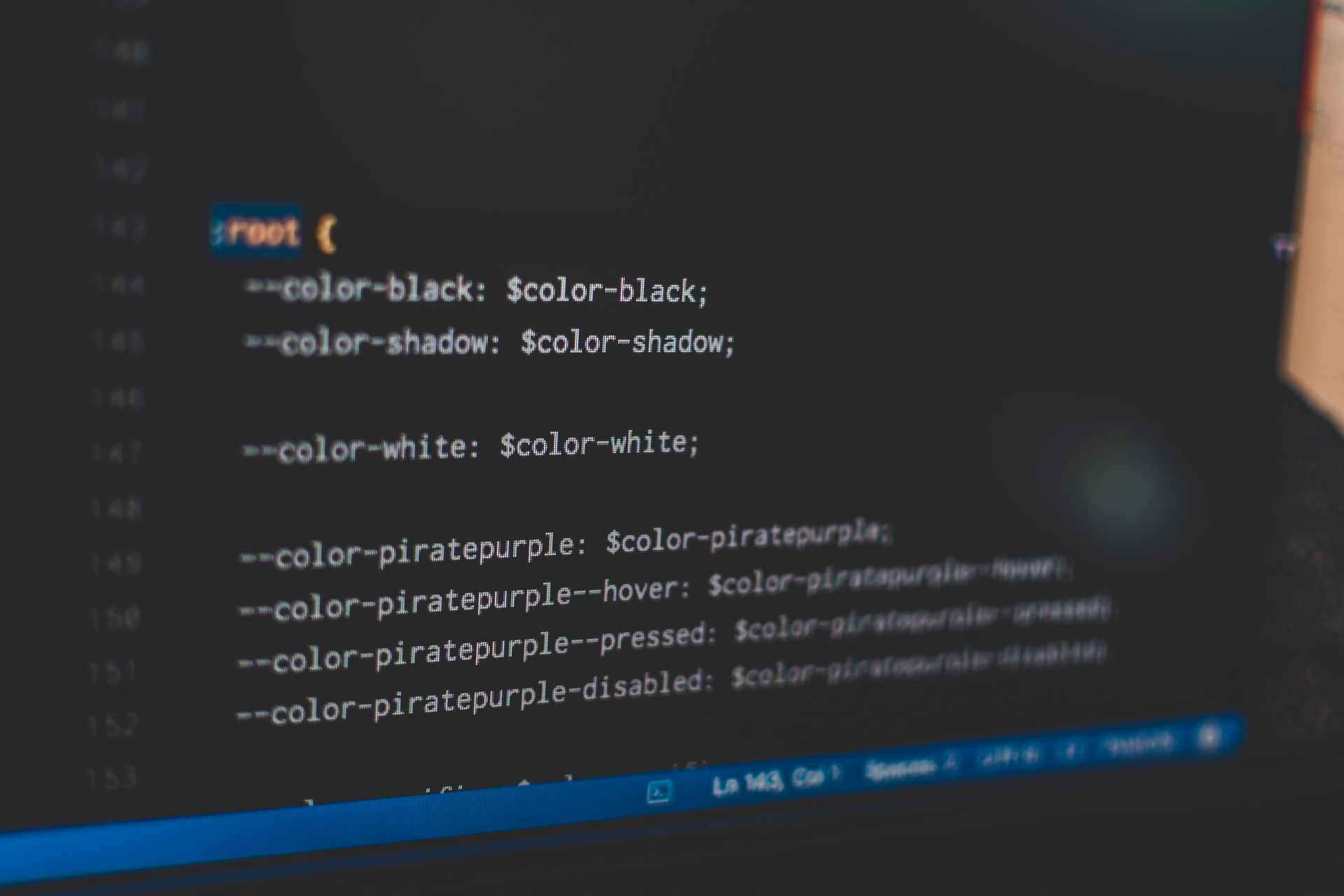 用 CSS 实现深色主题 - Rei - GeekNote